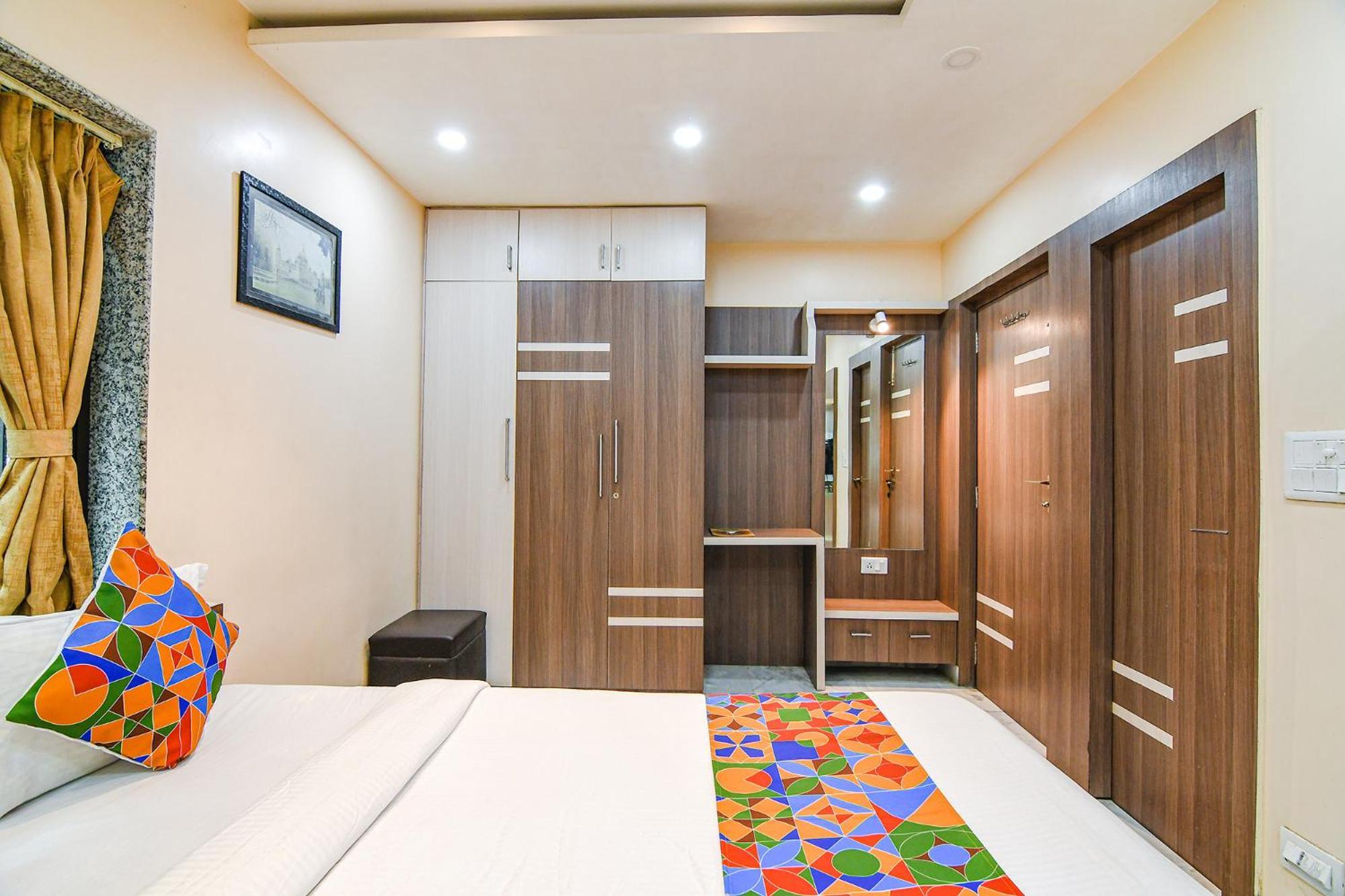 Fabexpress Scholer Motel Kolkata Luaran gambar